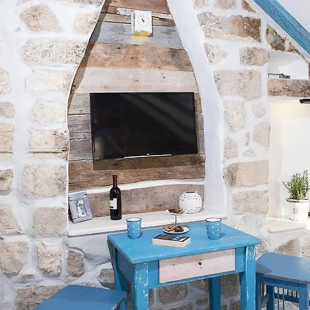 ルスティコ ゲストハウス