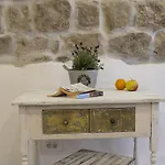 Rustico Konukevi 3*
