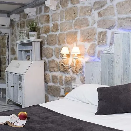 Rustico 3*